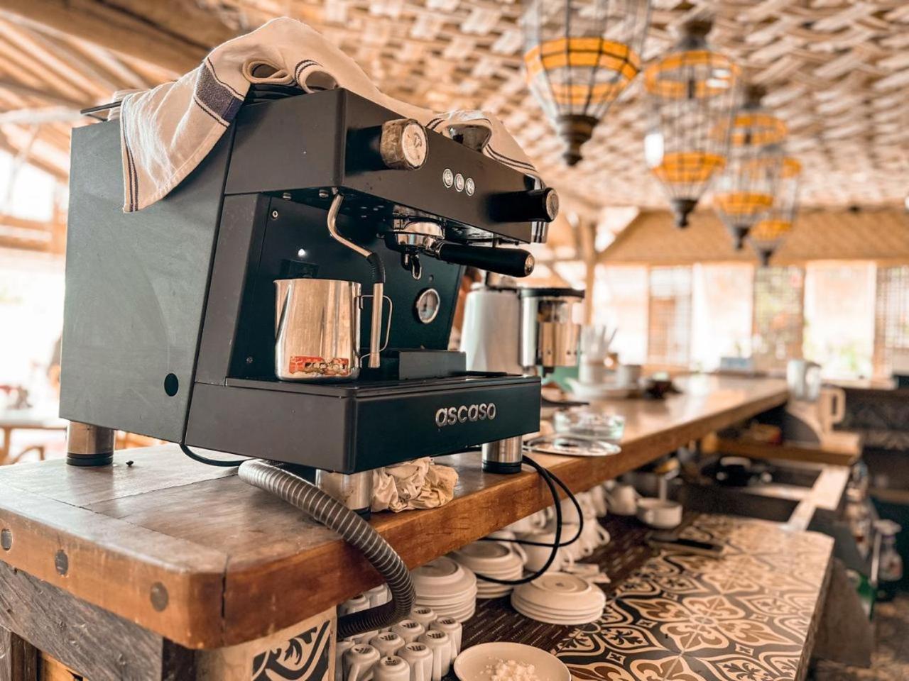 Bungalow Cafe Gili Beachfront Gili Meno Dış mekan fotoğraf