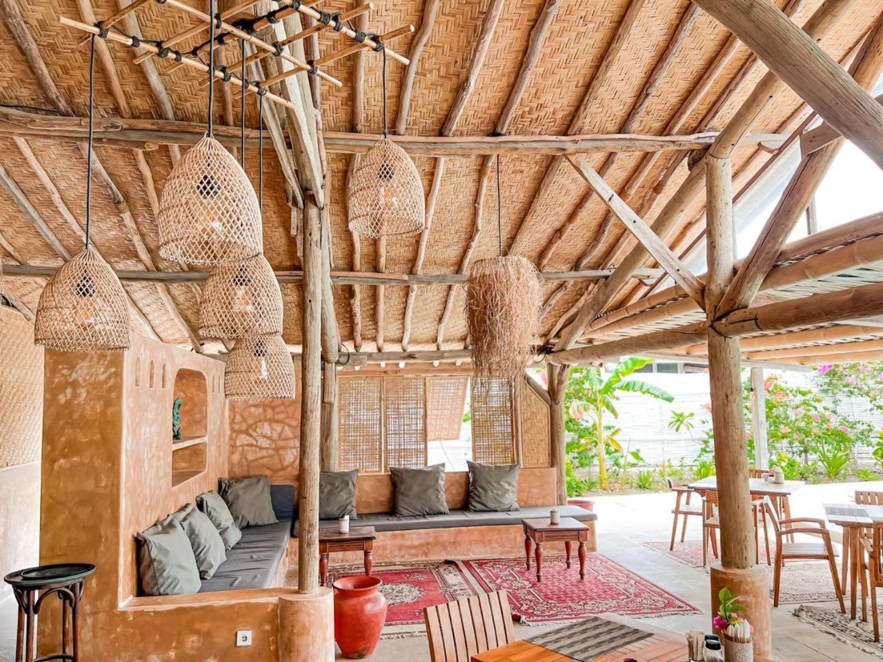 Bungalow Cafe Gili Beachfront Gili Meno Dış mekan fotoğraf