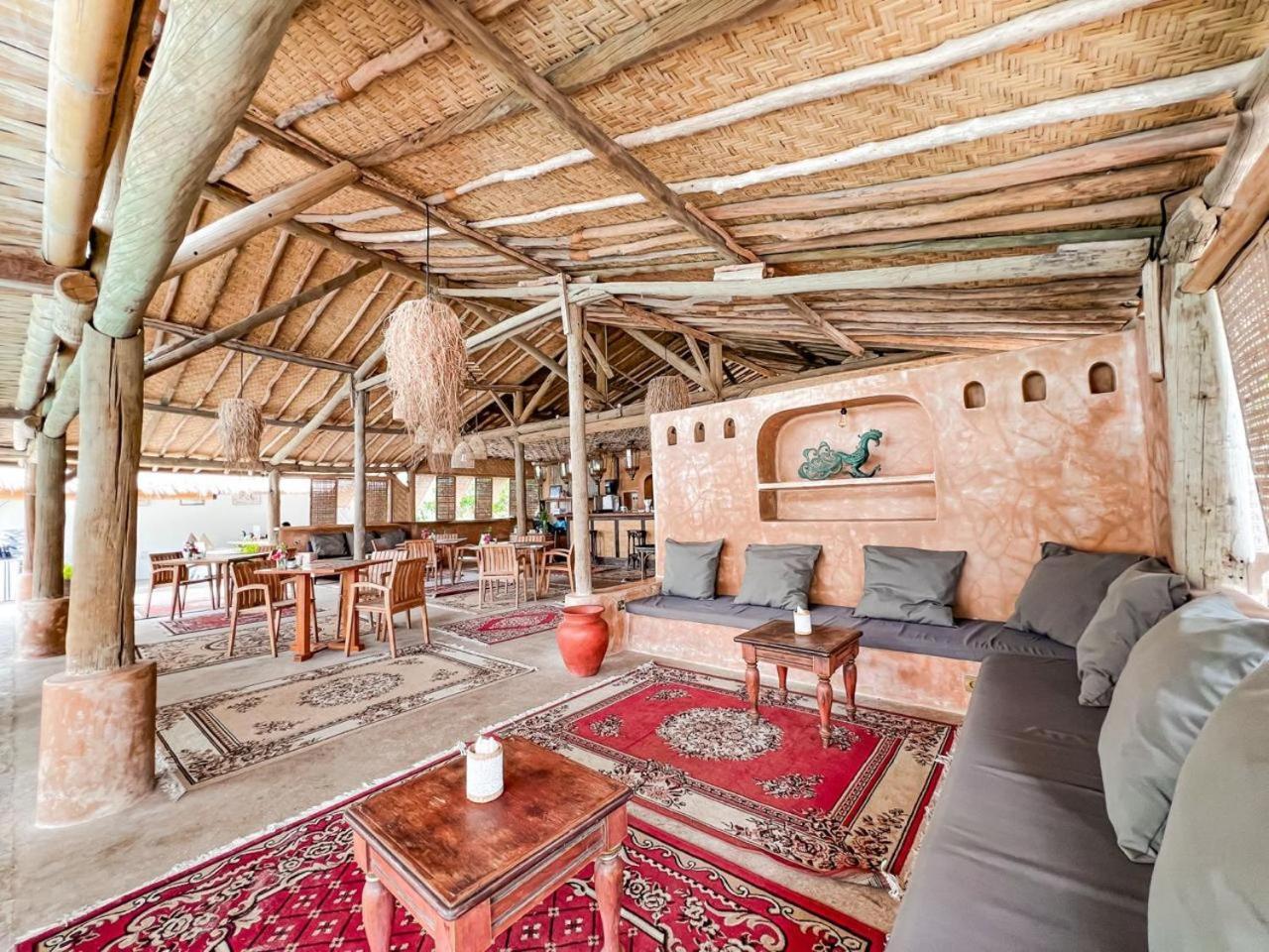 Bungalow Cafe Gili Beachfront Gili Meno Dış mekan fotoğraf